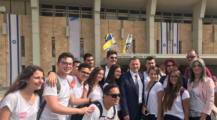 תלמידי אורט “שרת” נצרת עילית נבחרו לקחת חלק במפגש בכנסת לקראת “יום האחדות”