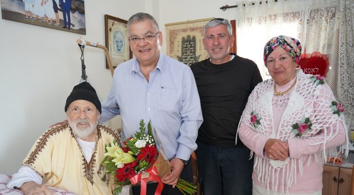 במגדל העמק ממשיכים יוזמה מרגשת תחת השם "מחזירים אהבה"