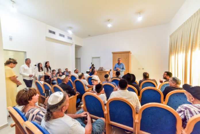 אירוע פתיחת בית הכנסת בשכונת אכזיב ים וקהילה
