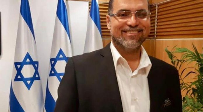 איל מארח את קציני צה"ל באהבה רבה