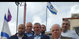 השר רפי פרץ בביקורו בנוף הגליל.