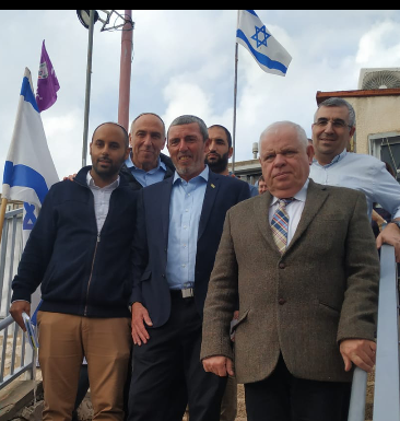 השר רפי פרץ בביקורו בנוף הגליל.