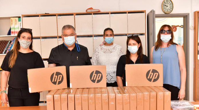 1,300 מחשבים חולקו לילדי מגדל העמק