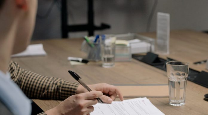 כל מה שצריך לבדוק לפני שחותמים על חוזה