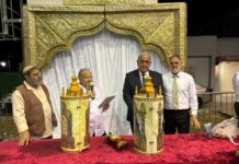 מתחילים מבראשית: תושבי שלומי חזרו לחגוג את שמחת התורה בבית לאחר שנתיים של מלחמה