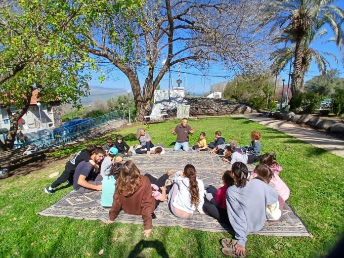 ילדי יישובי הגולן בפעילויות חינוכיות של רשות הטבע והגנים, צילום - נעמה מנספלד, רשות הטבע והגנים (3) (1)