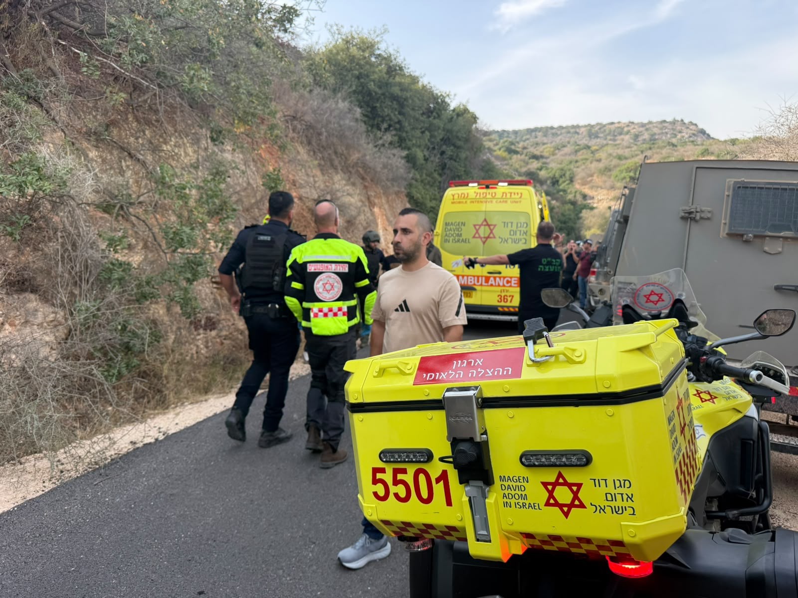 נער כבן 14 נהרג, 2 נערים כבני 14 נפצעו במצב קשה, 10 פצועים במצב בינוני ו-12 פצועים קל בפיצוץ ברכס רמים בצפון הארץ